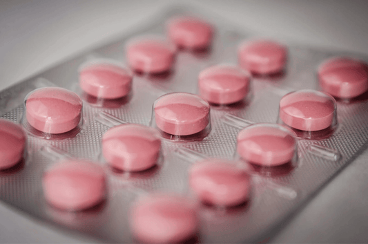 Acné après l'arrêt de la pilule : pourquoi votre peau se venge