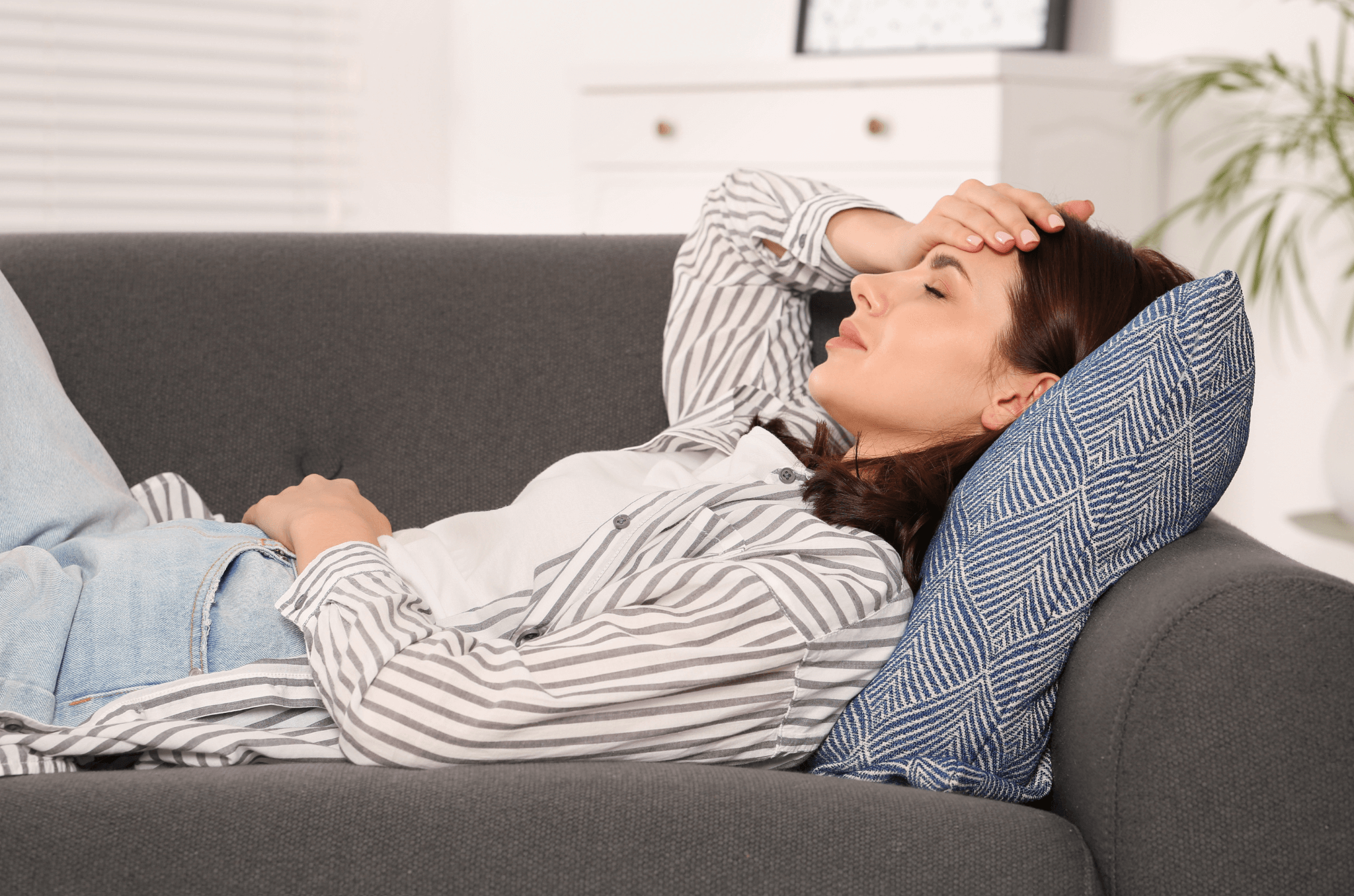 Acné pendant les règles : que faire semaine après semaine ?