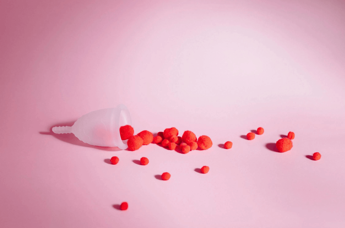 Acné et contraception : quand votre peau réagit au contrôle hormonal
